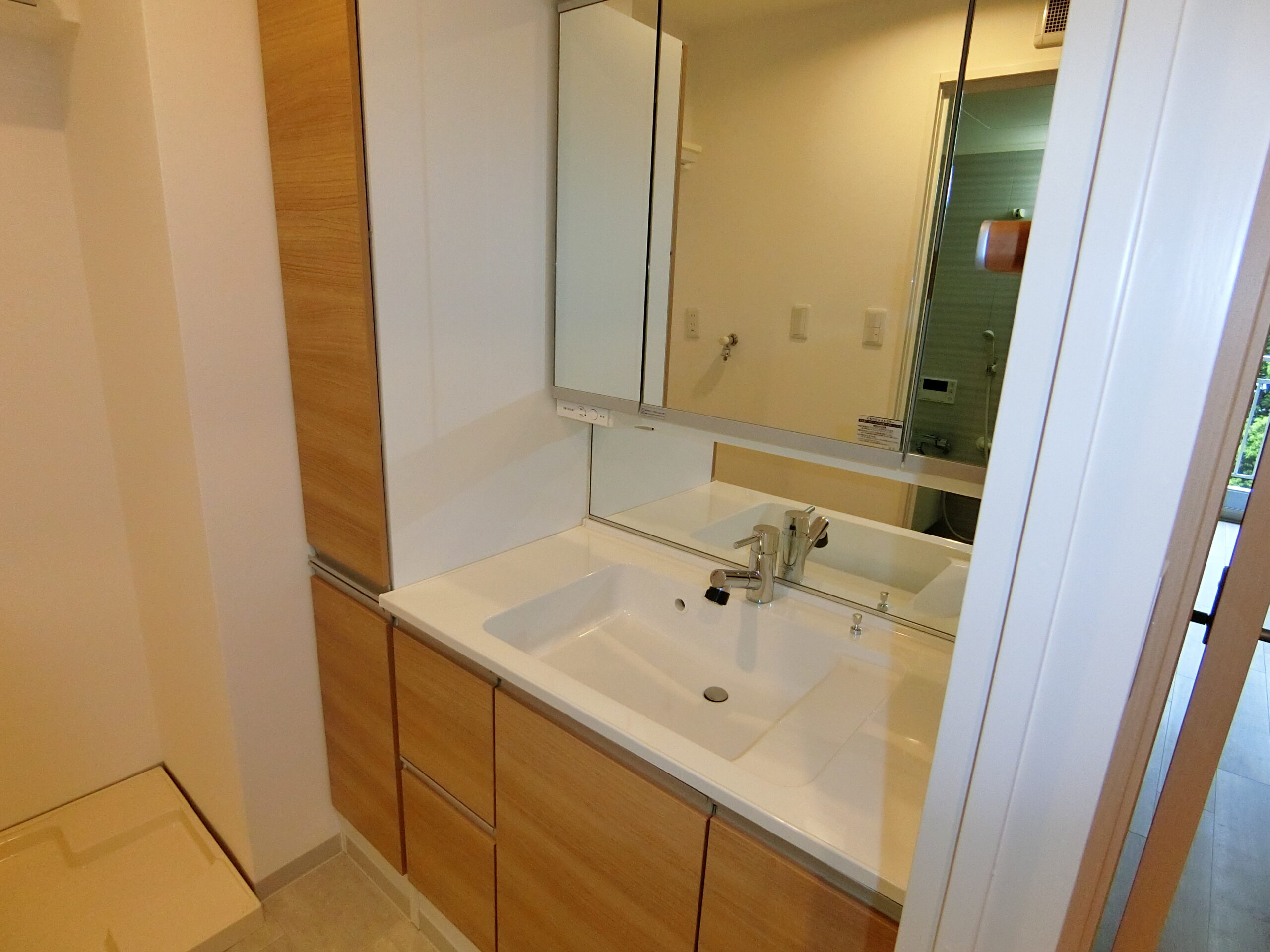 ライオンズガーデン百合ヶ丘　洗面所