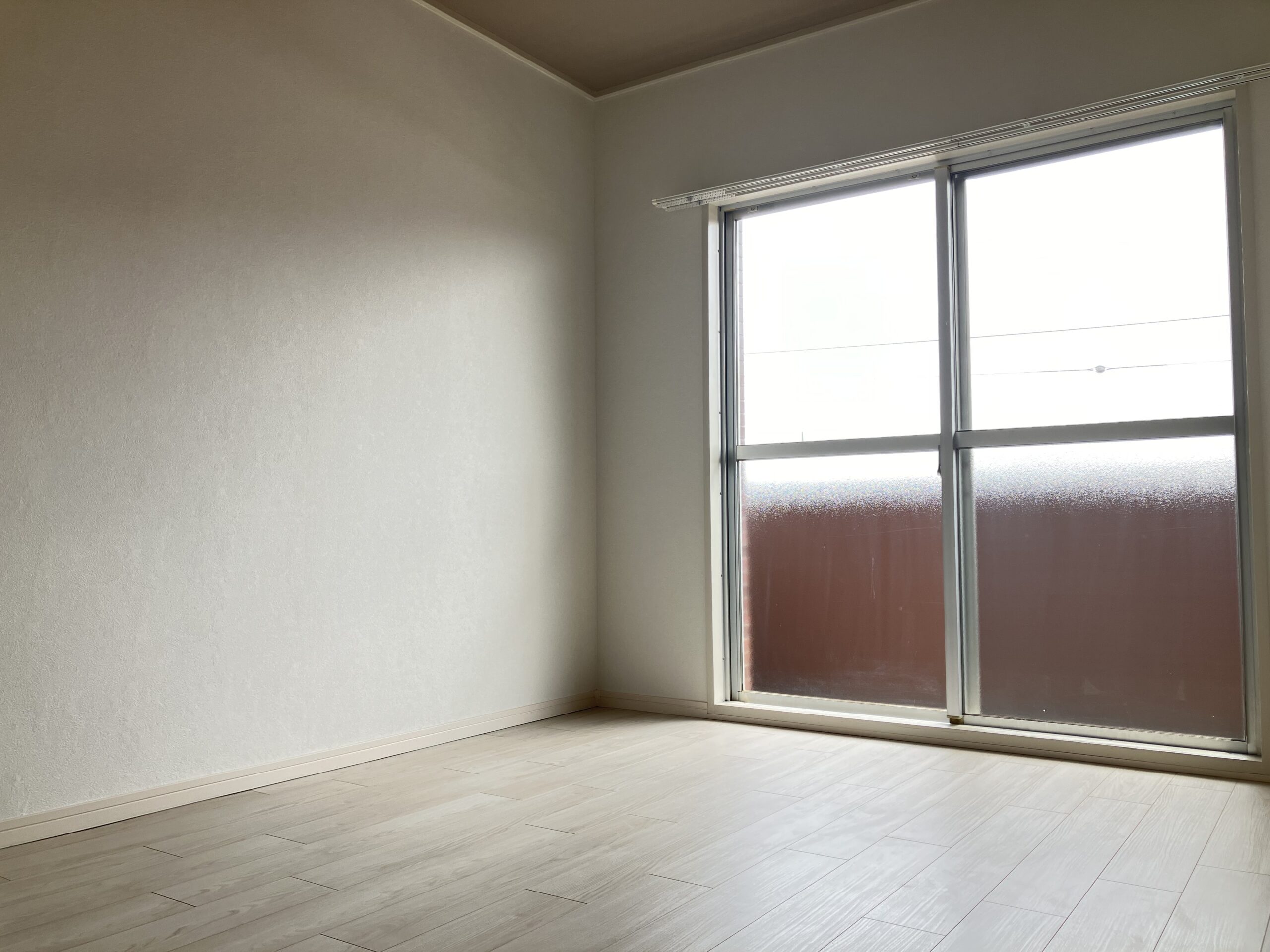 ライオンズマンション淵野辺鹿沼公園305号　洋室・寝室