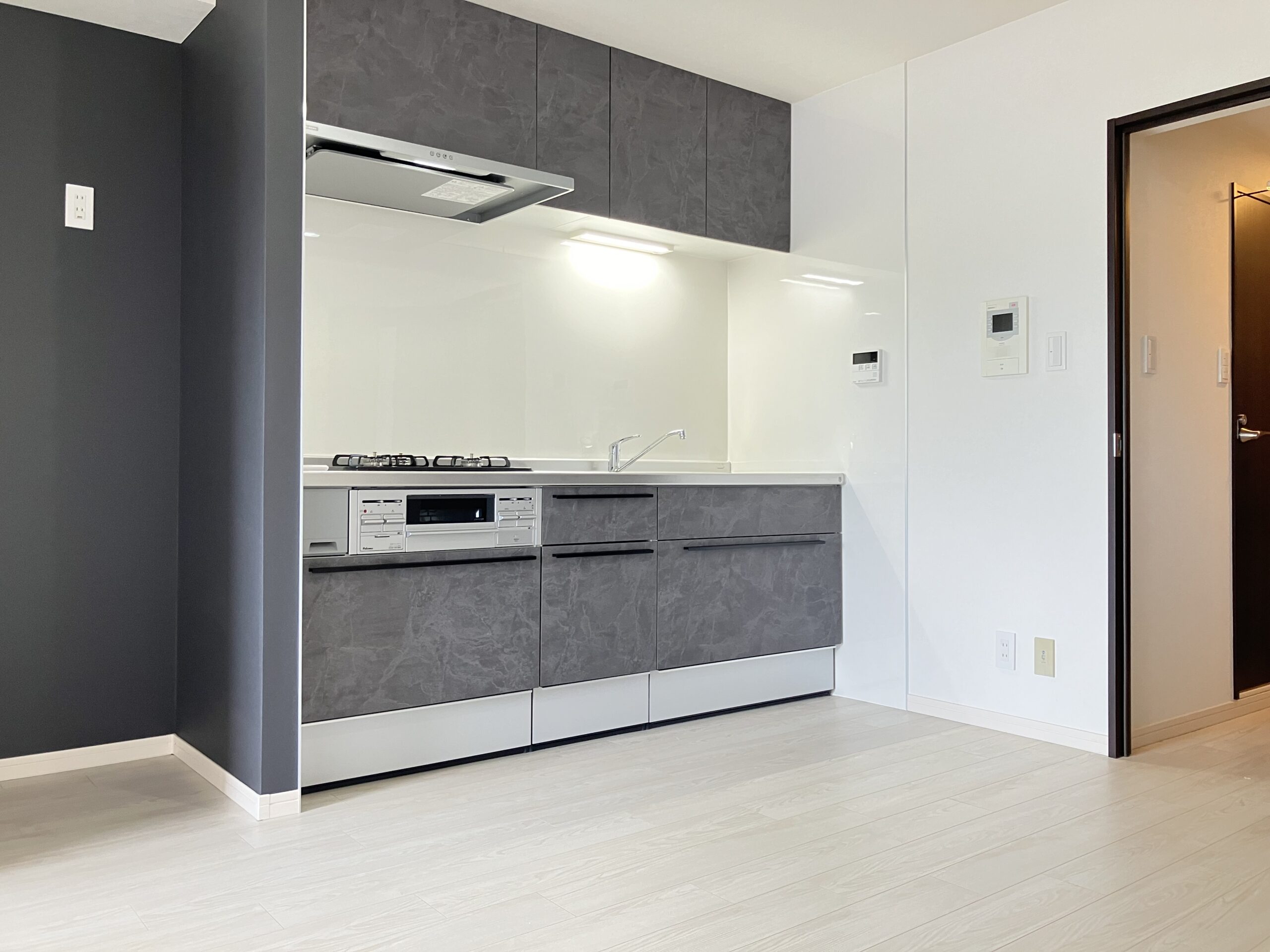 ライオンズマンション淵野辺鹿沼公園305号　キッチン