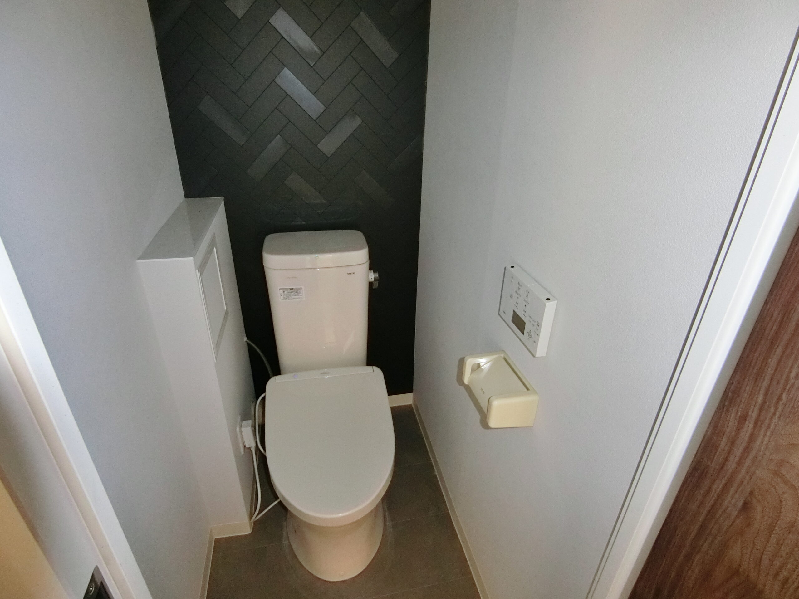 東急ドエルつきみのビレッジB　トイレ